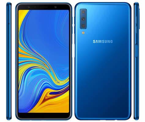 Samsung Galaxy A7 64GB 6" LTE DS (A750FN / 2018) Smartphone blue hervorragend