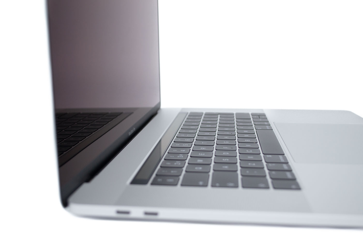 Apple MacBook Pro 15" 2018 (15,1 / A1990) i7-8850H 32GB 512GB QWERTZ-DE silver gut