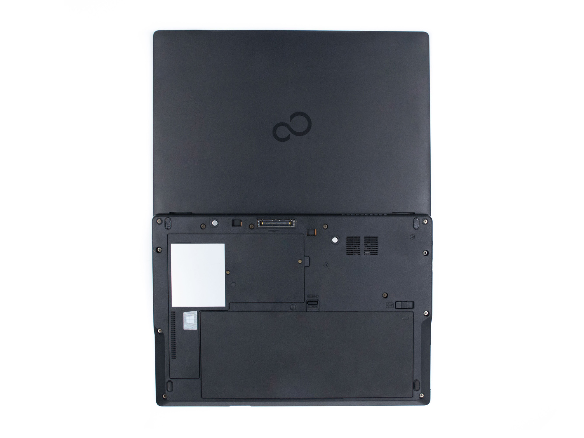 Fujitsu LifeBook E5411 i3-1115G4 16GB 256GB 14" FHD Win11 Pro QWERTZ-DE hervorragend